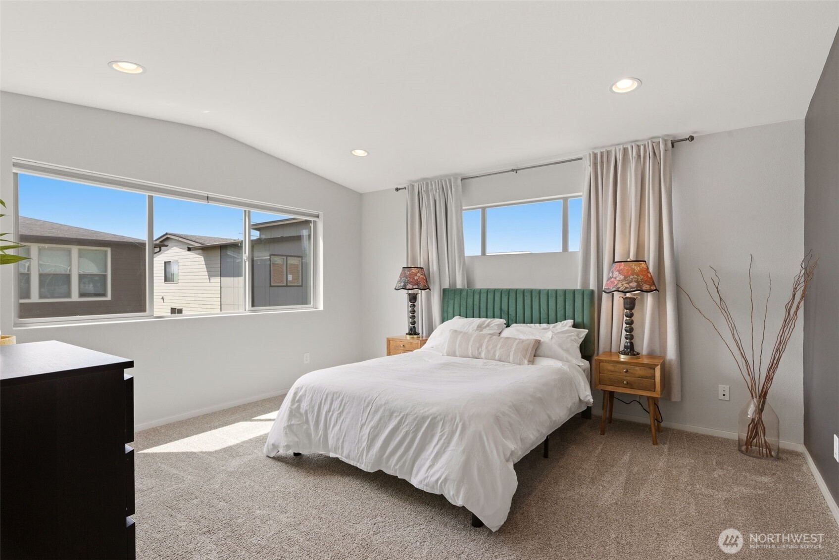 16031 SE 252nd Place , Covington, WA 98042