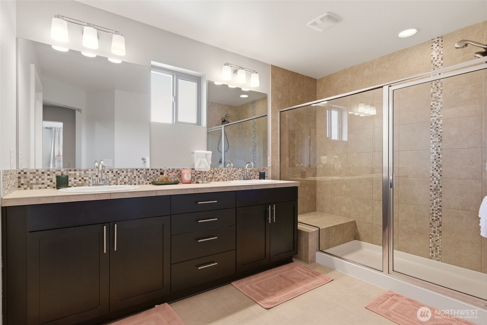 16031 SE 252nd Place , Covington, WA 98042