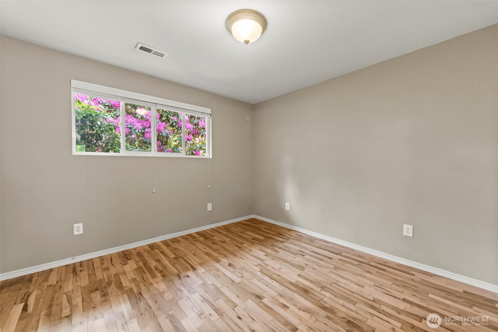 16608 NE 9th Street , Bellevue, WA 98008