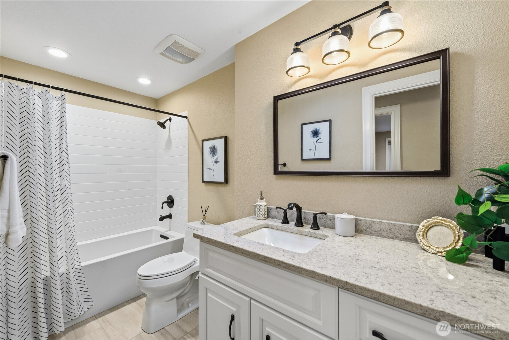 20218 108th Avenue NE, Bothell, WA 98011