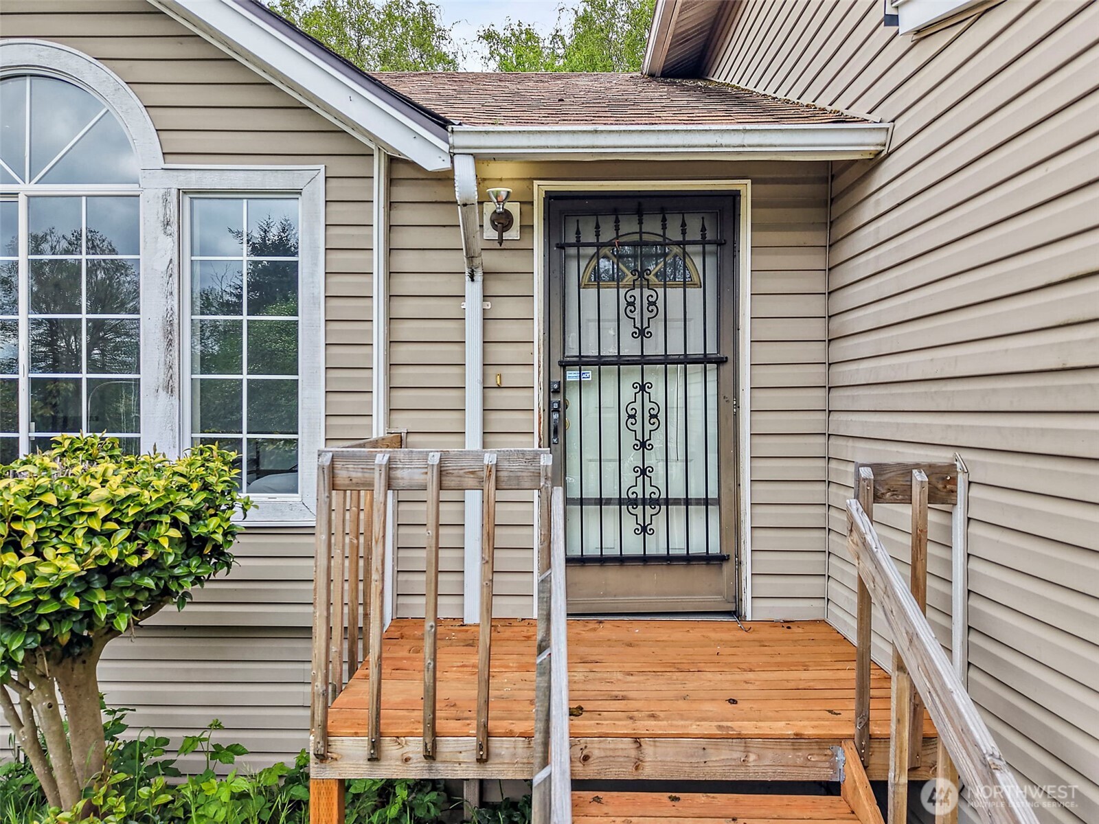 1100 SW 3rd Place , Renton, WA 98057