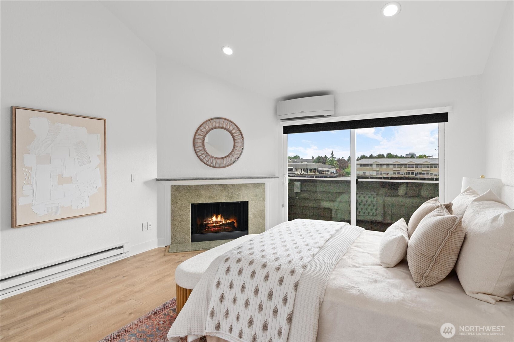 4 Lake Bellevue Dr #206, Bellevue, WA 98005