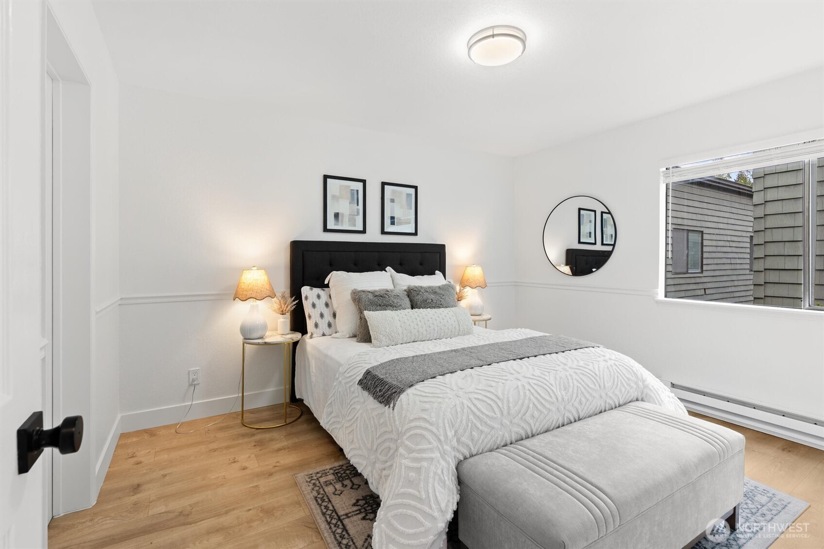 4 Lake Bellevue Dr #206, Bellevue, WA 98005