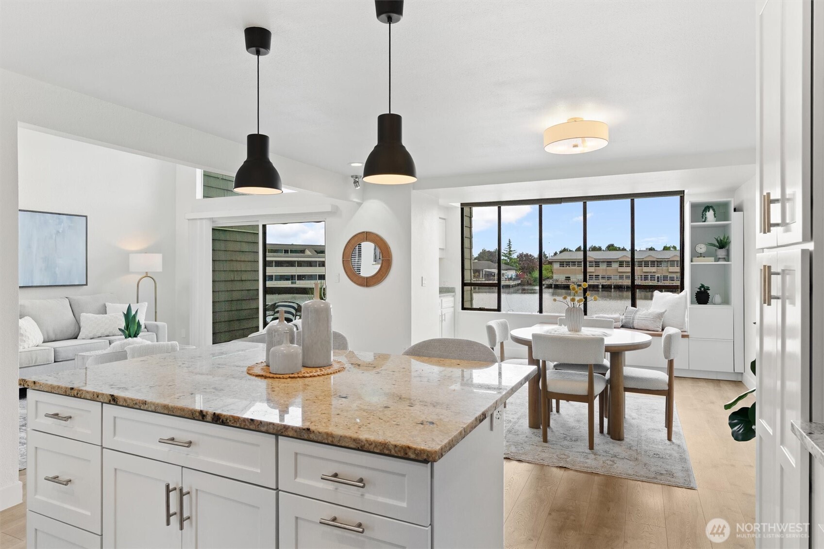 4 Lake Bellevue Dr #206, Bellevue, WA 98005