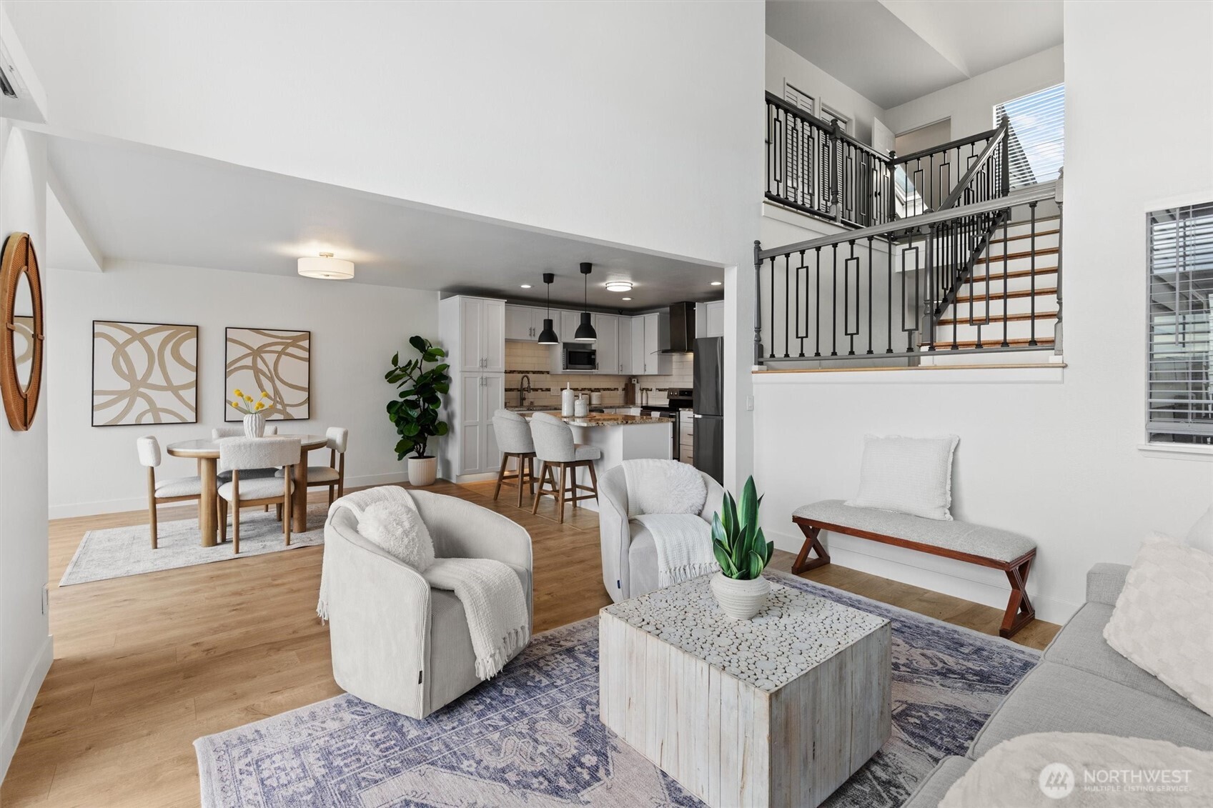 4 Lake Bellevue Dr #206, Bellevue, WA 98005