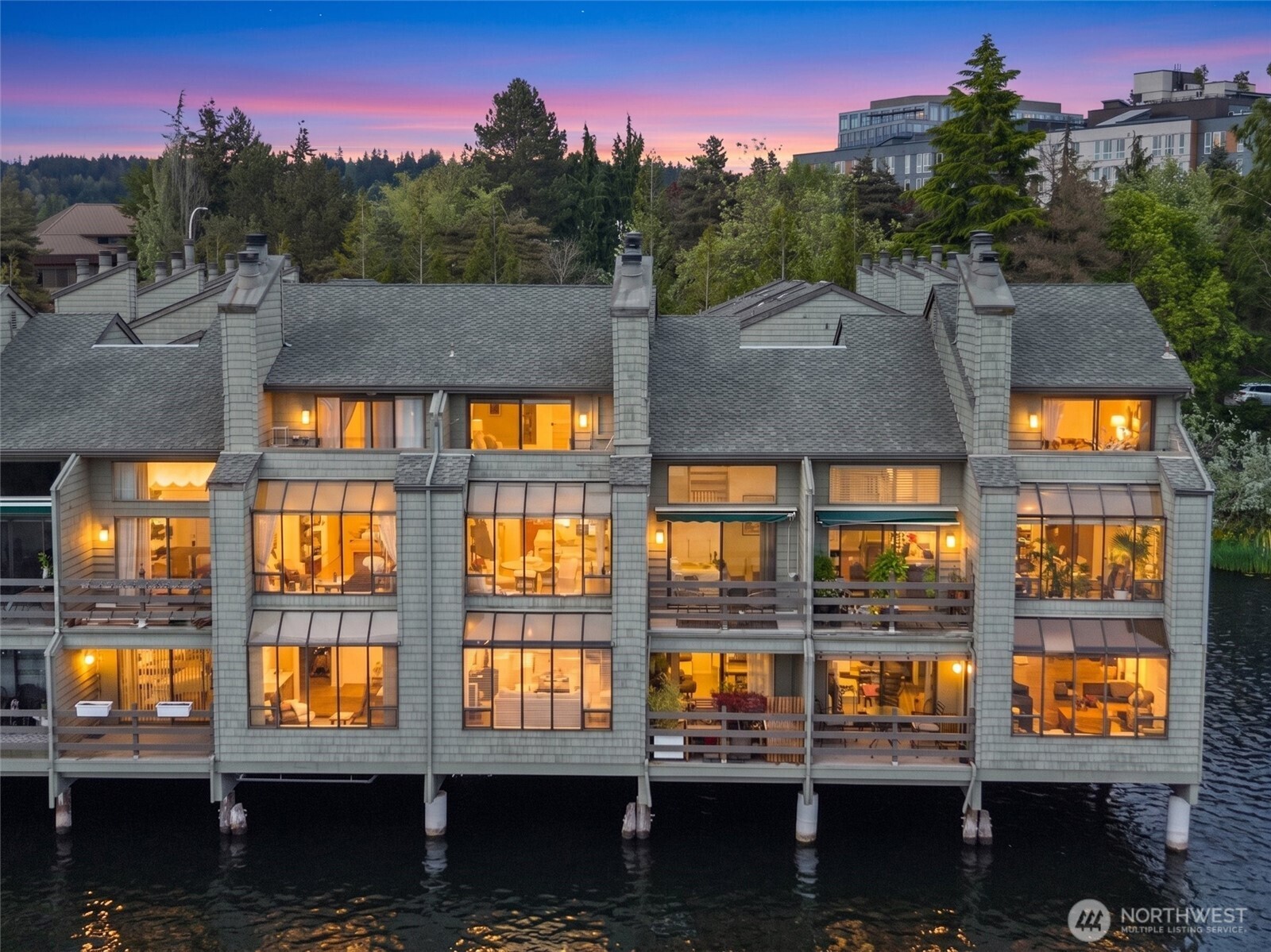 4 Lake Bellevue Dr #206, Bellevue, WA 98005