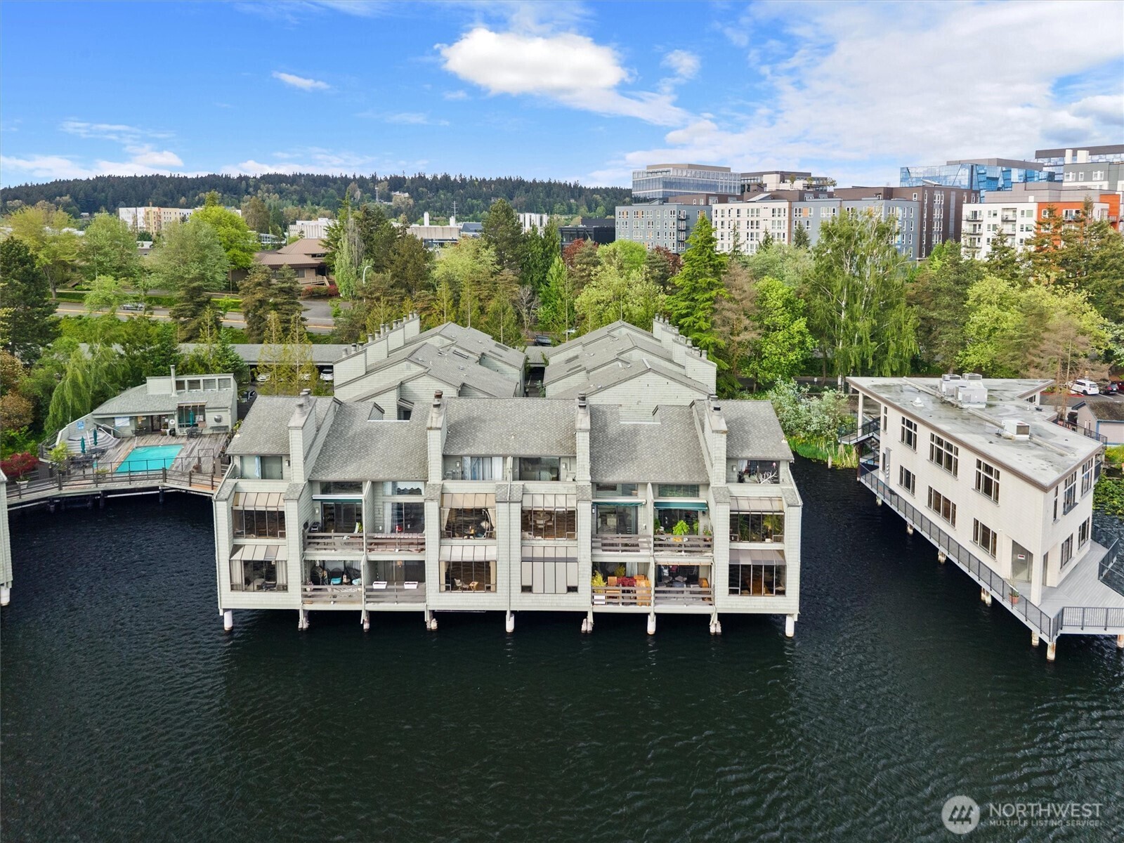 4 Lake Bellevue Dr #206, Bellevue, WA 98005