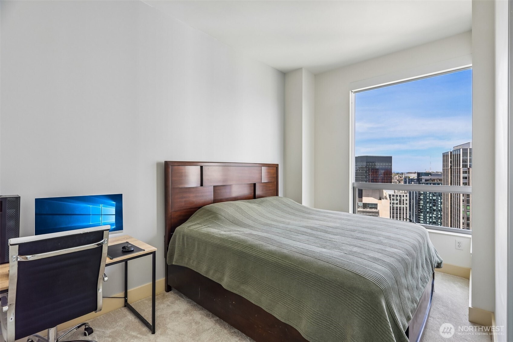 737 Olive Way #3701, Seattle, WA 98101