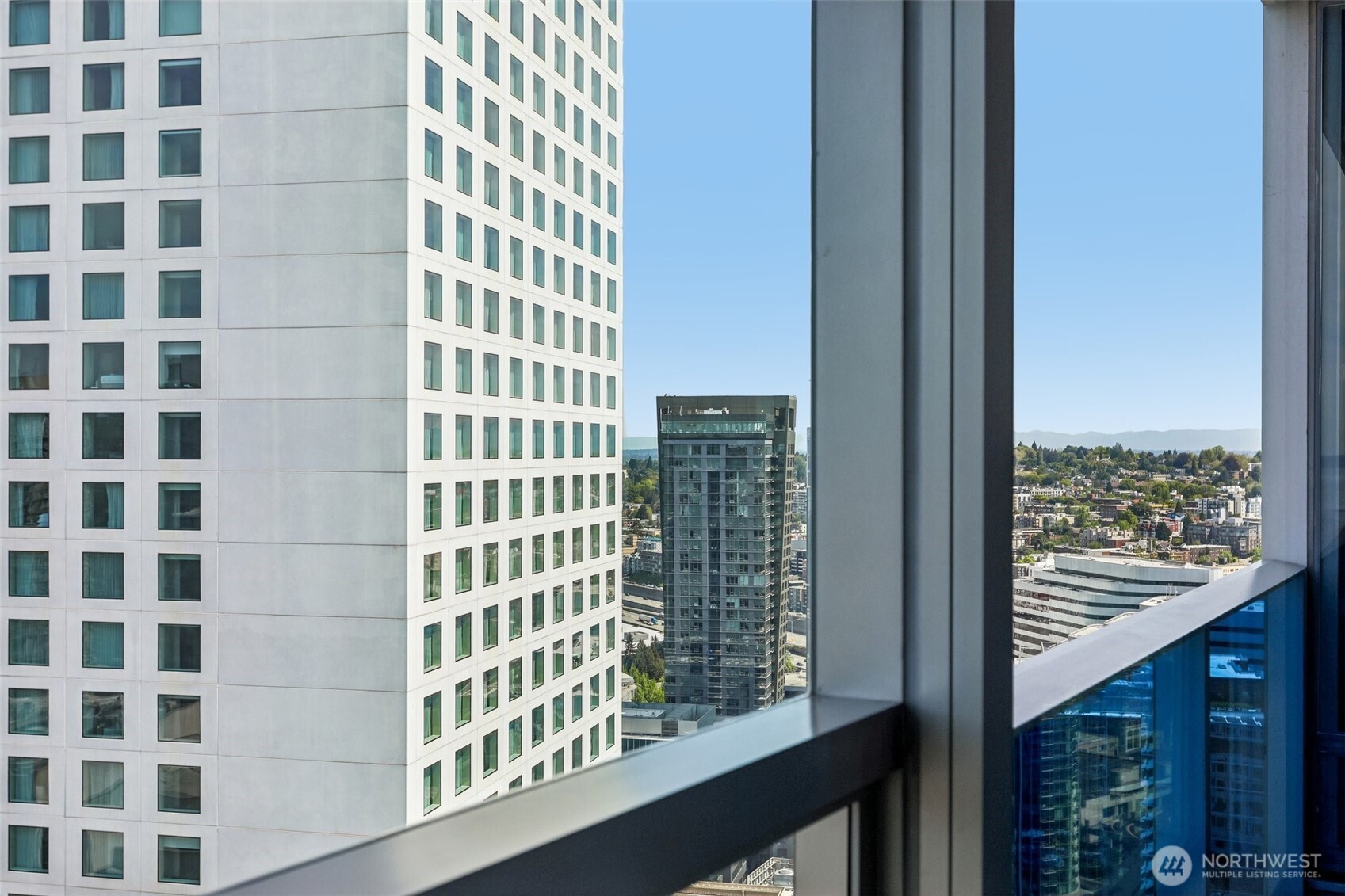 737 Olive Way #3701, Seattle, WA 98101
