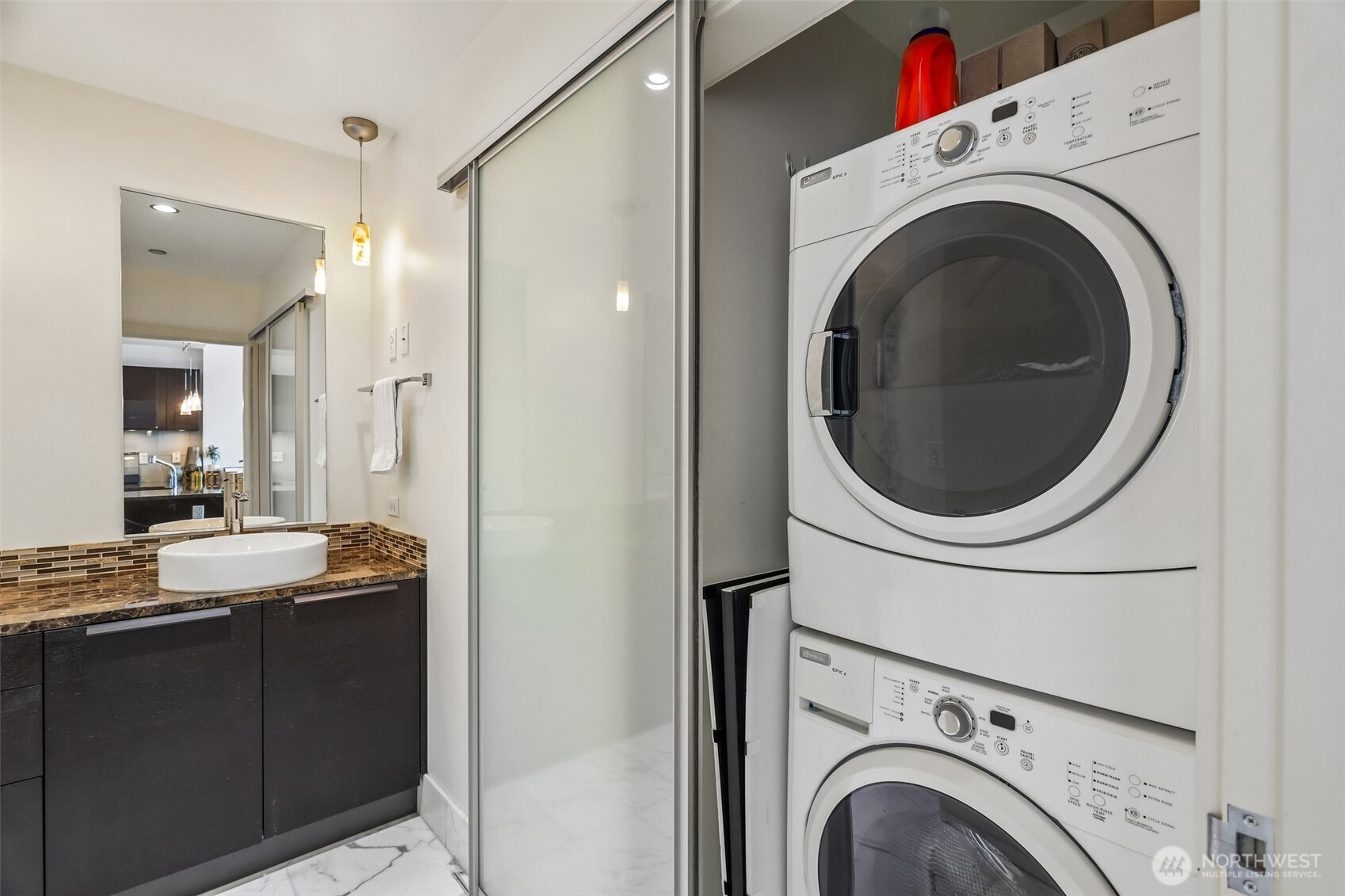 737 Olive Way #3701, Seattle, WA 98101