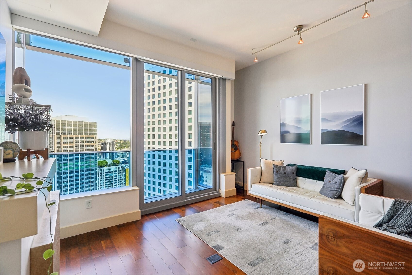 737 Olive Way #3701, Seattle, WA 98101
