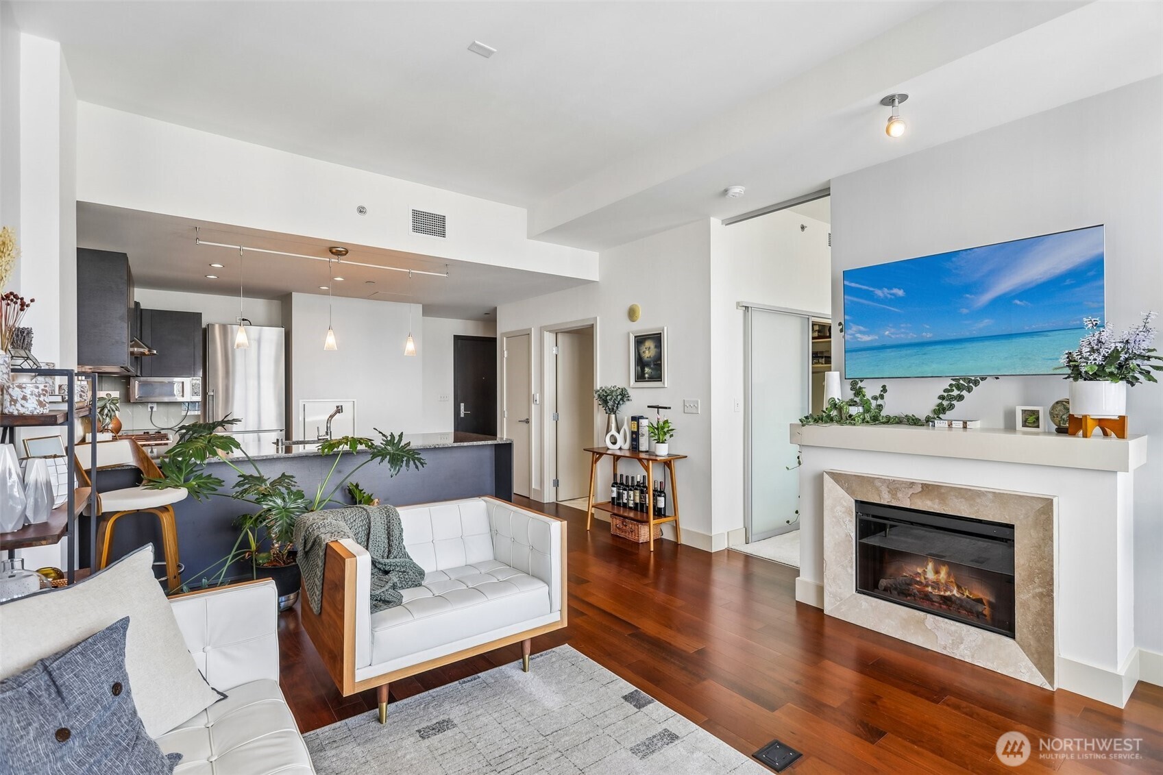 737 Olive Way #3701, Seattle, WA 98101