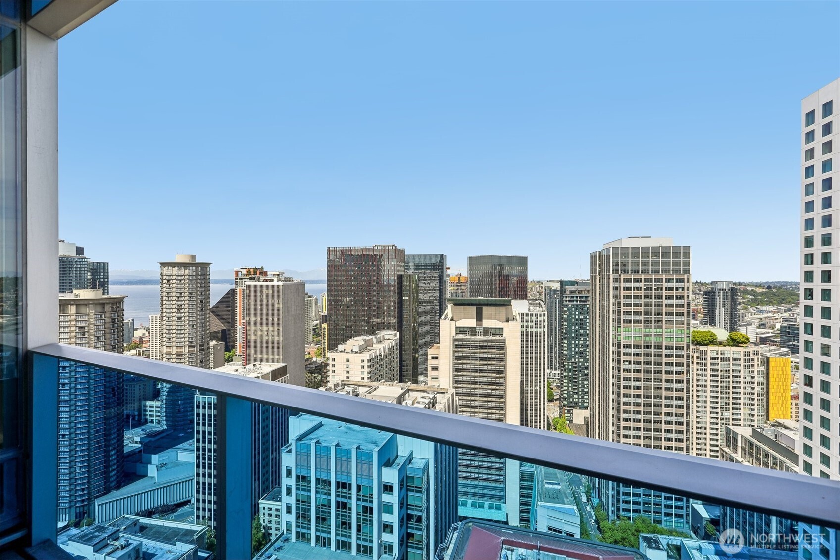 737 Olive Way #3701, Seattle, WA 98101