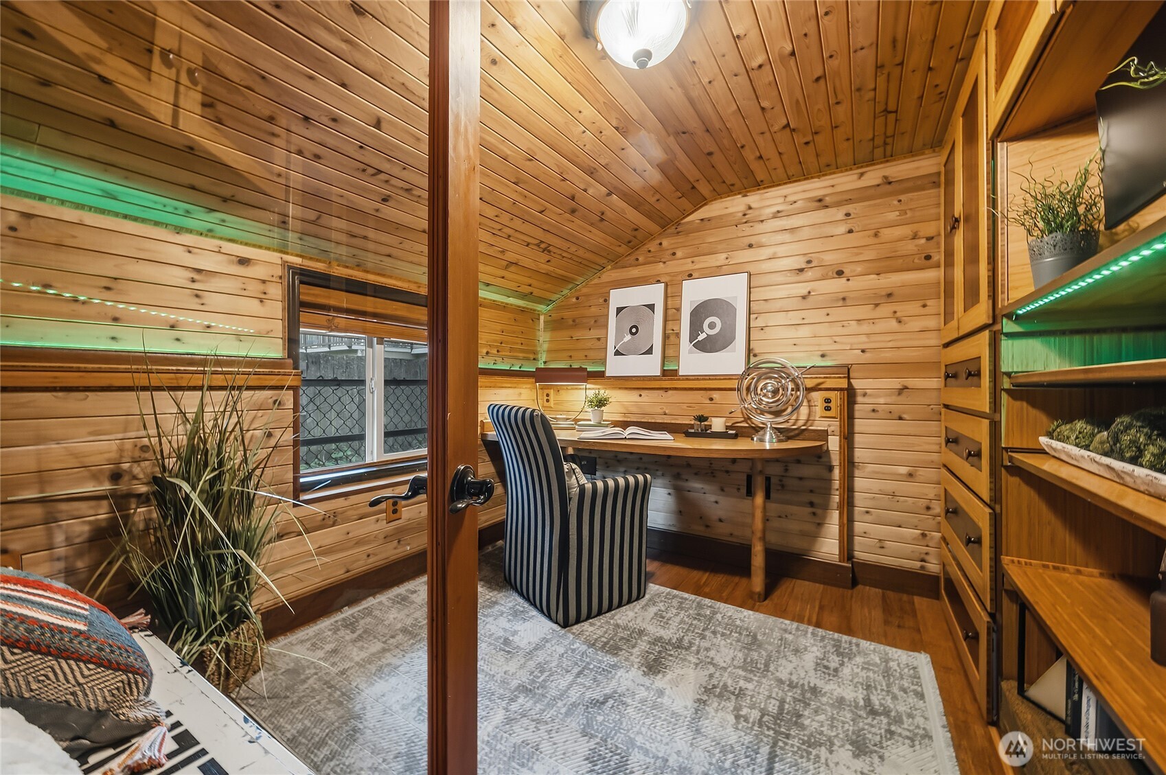 15749 Wallingford Avenue N, Shoreline, WA 98133