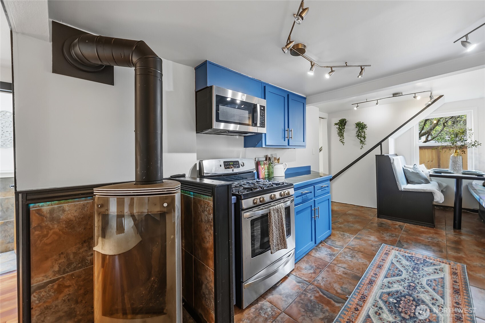 15749 Wallingford Avenue N, Shoreline, WA 98133