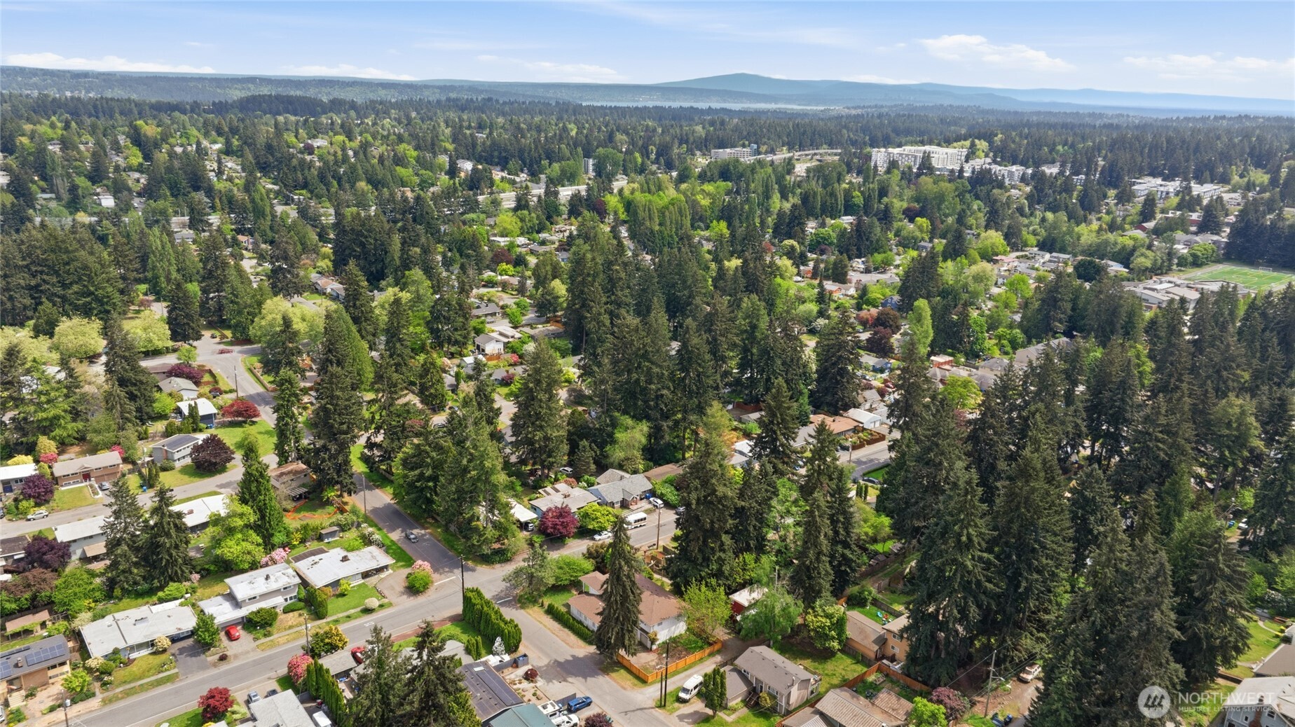 15749 Wallingford Avenue N, Shoreline, WA 98133
