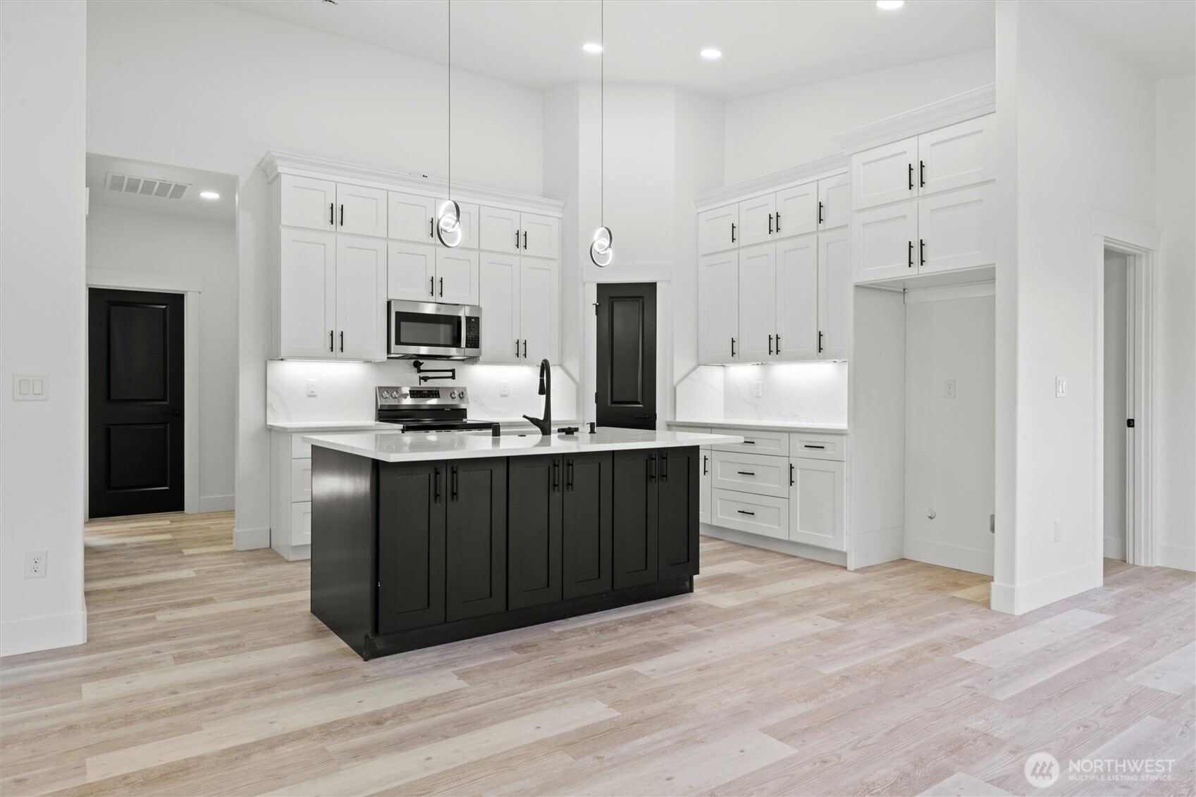 509 S Main Street , Warden, WA 98857