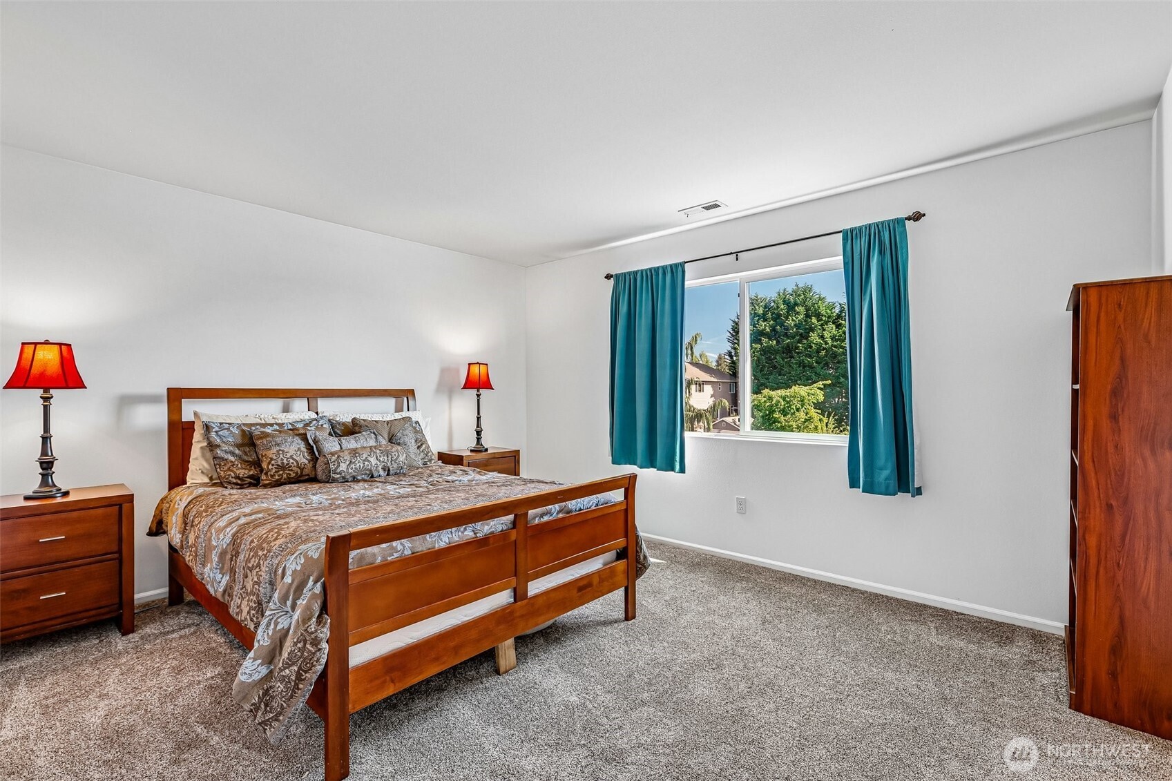 6404 35th Street NE, Marysville, WA 98270