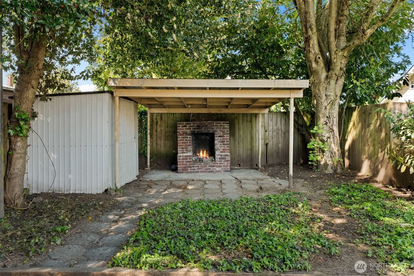 942 S Ridgewood Avenue , Tacoma, WA 98405
