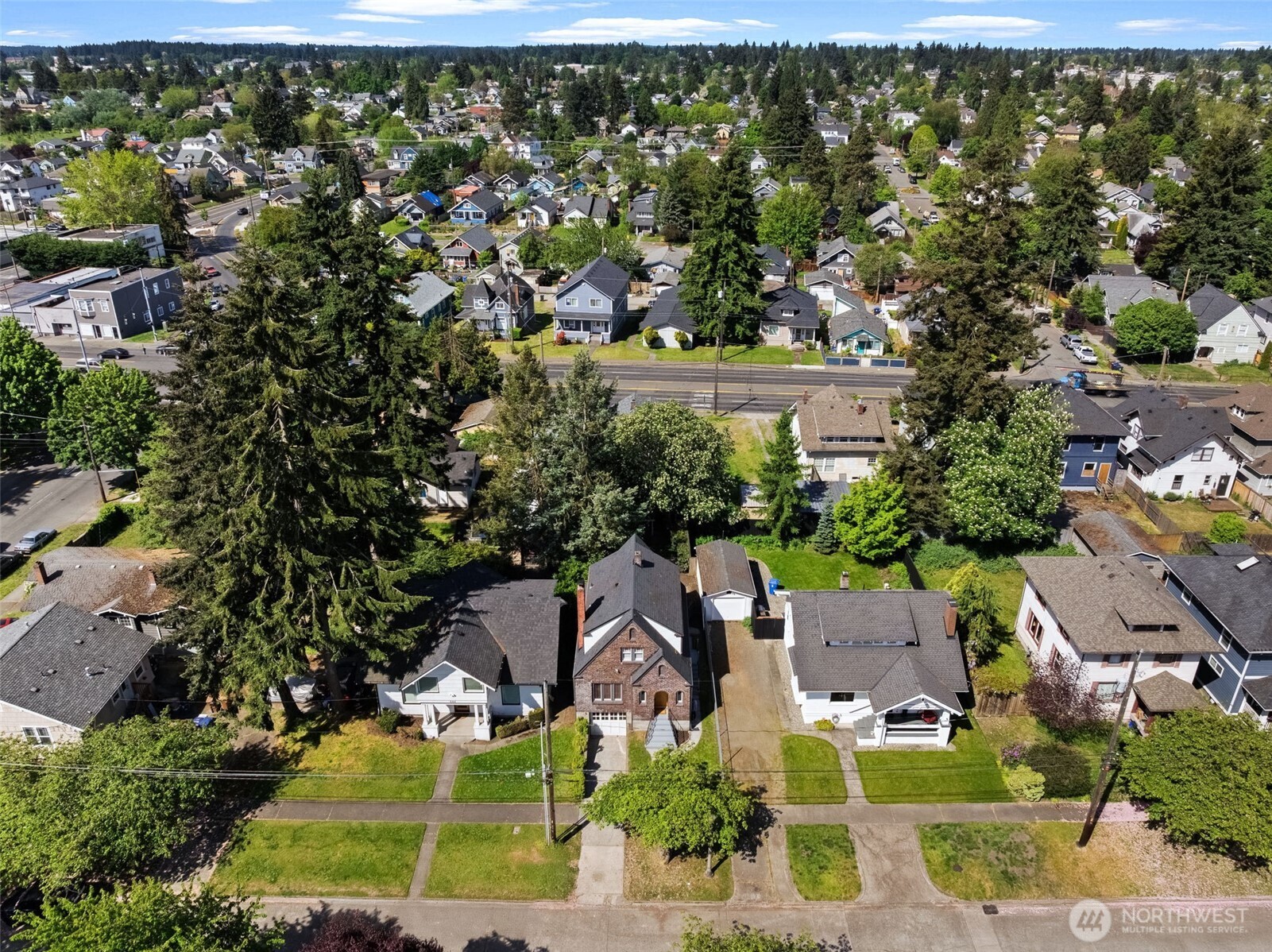 942 S Ridgewood Avenue , Tacoma, WA 98405