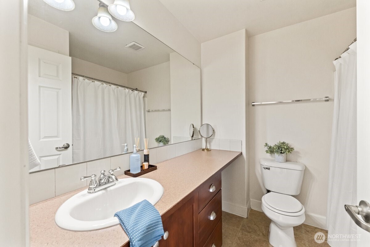 209 Burr Street NE, Orting, WA 98360-7468
