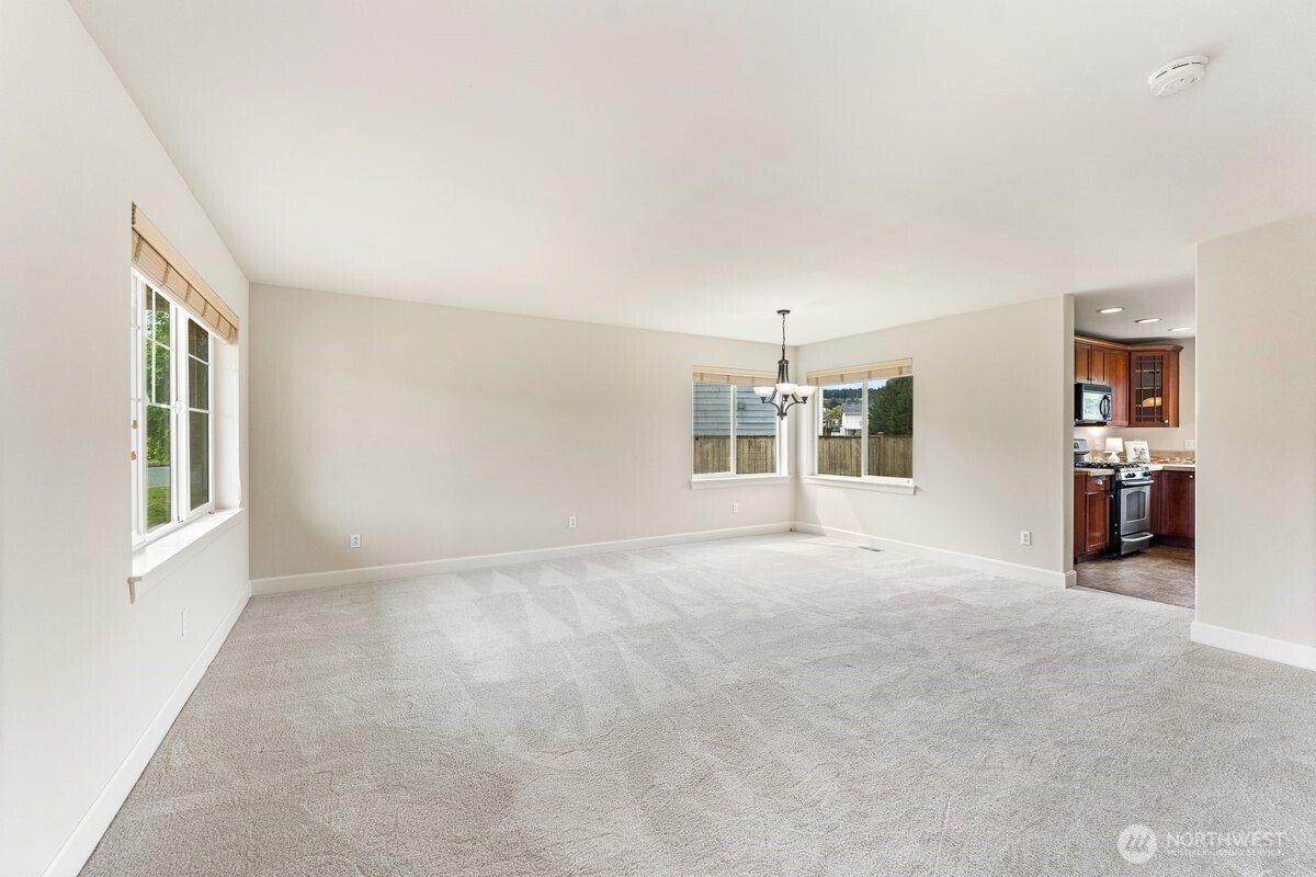 209 Burr Street NE, Orting, WA 98360-7468