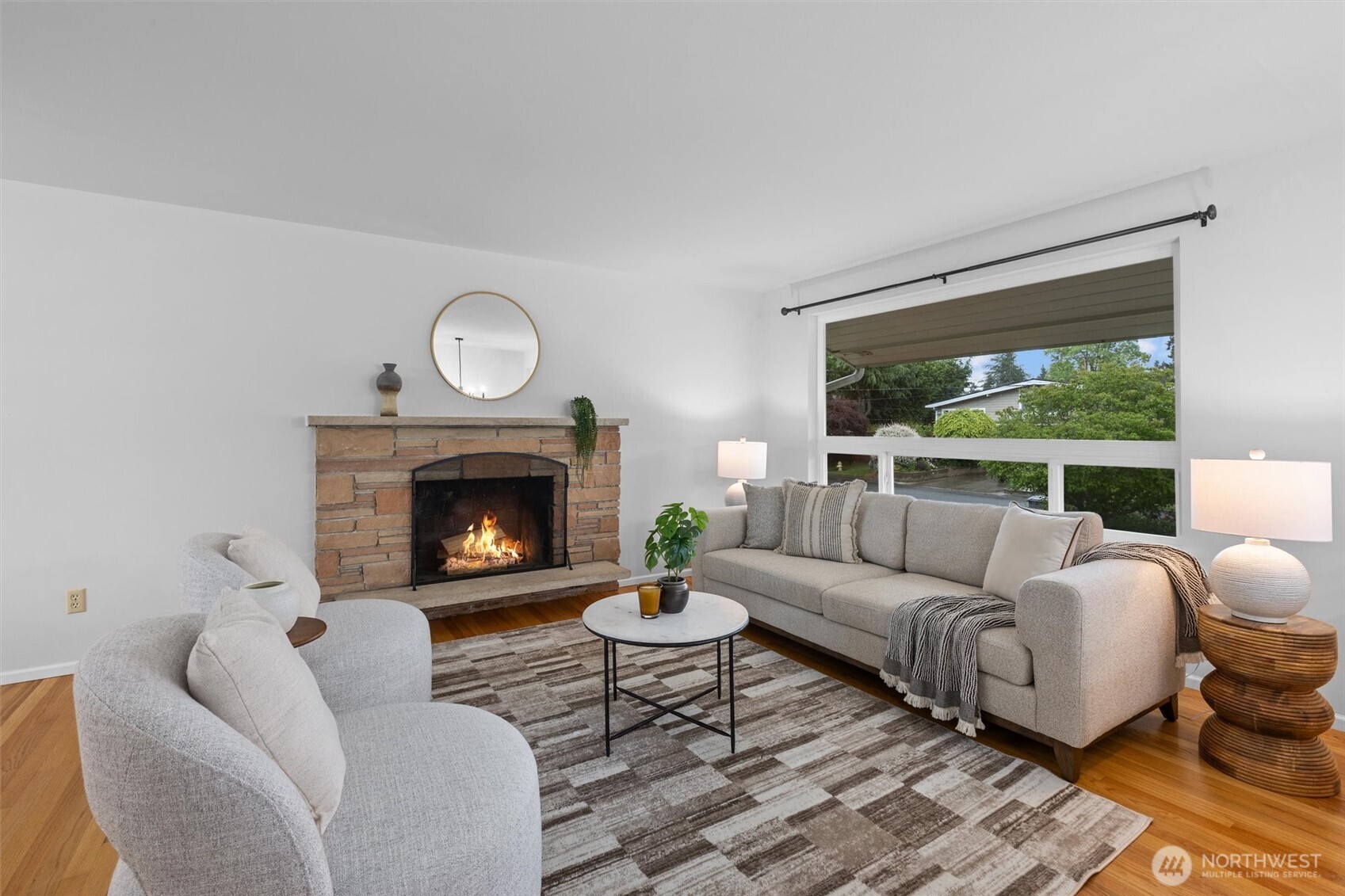 317 145th Avenue NE, Bellevue, WA 98007