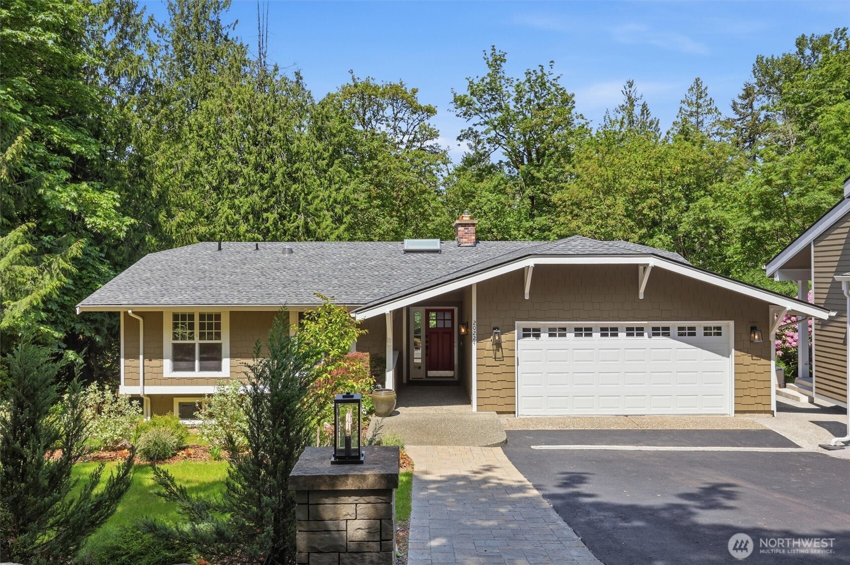 20224 SE 26th Street , Sammamish, WA 98075