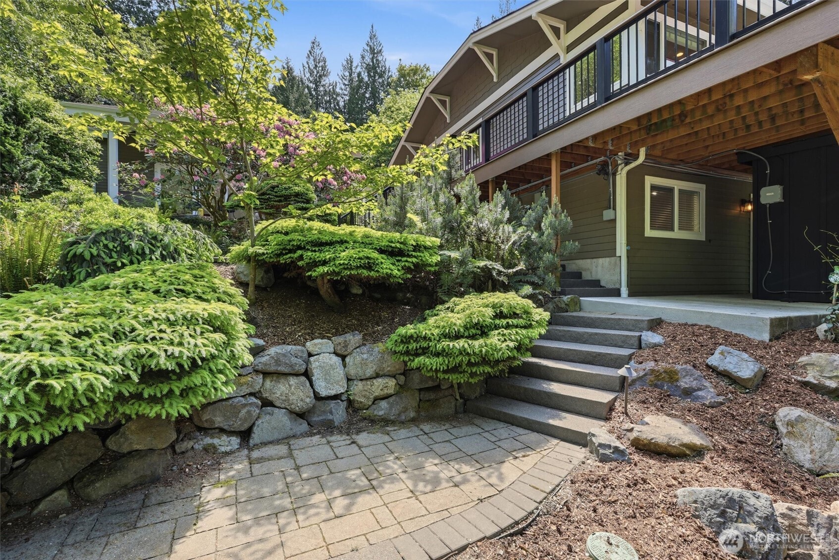 20224 SE 26th Street , Sammamish, WA 98075