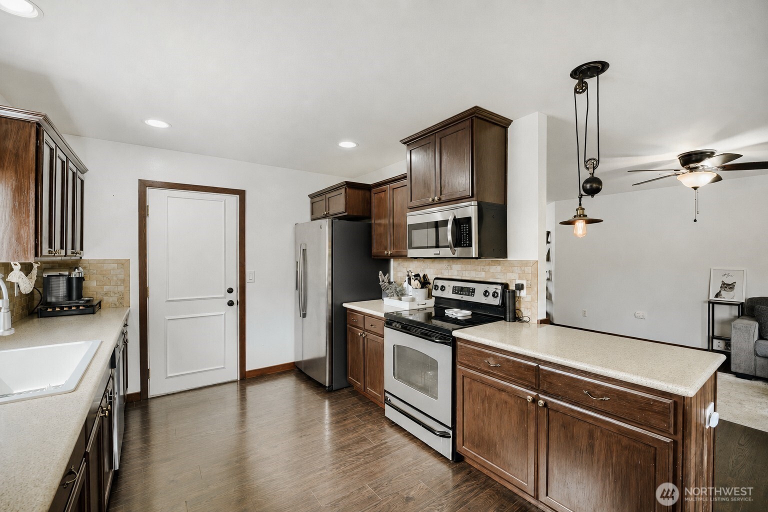 9801 Ramsay Court SE, Yelm, WA 98597