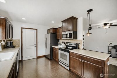 9801 Ramsay Court SE, Yelm, WA 98597 - Photo 7