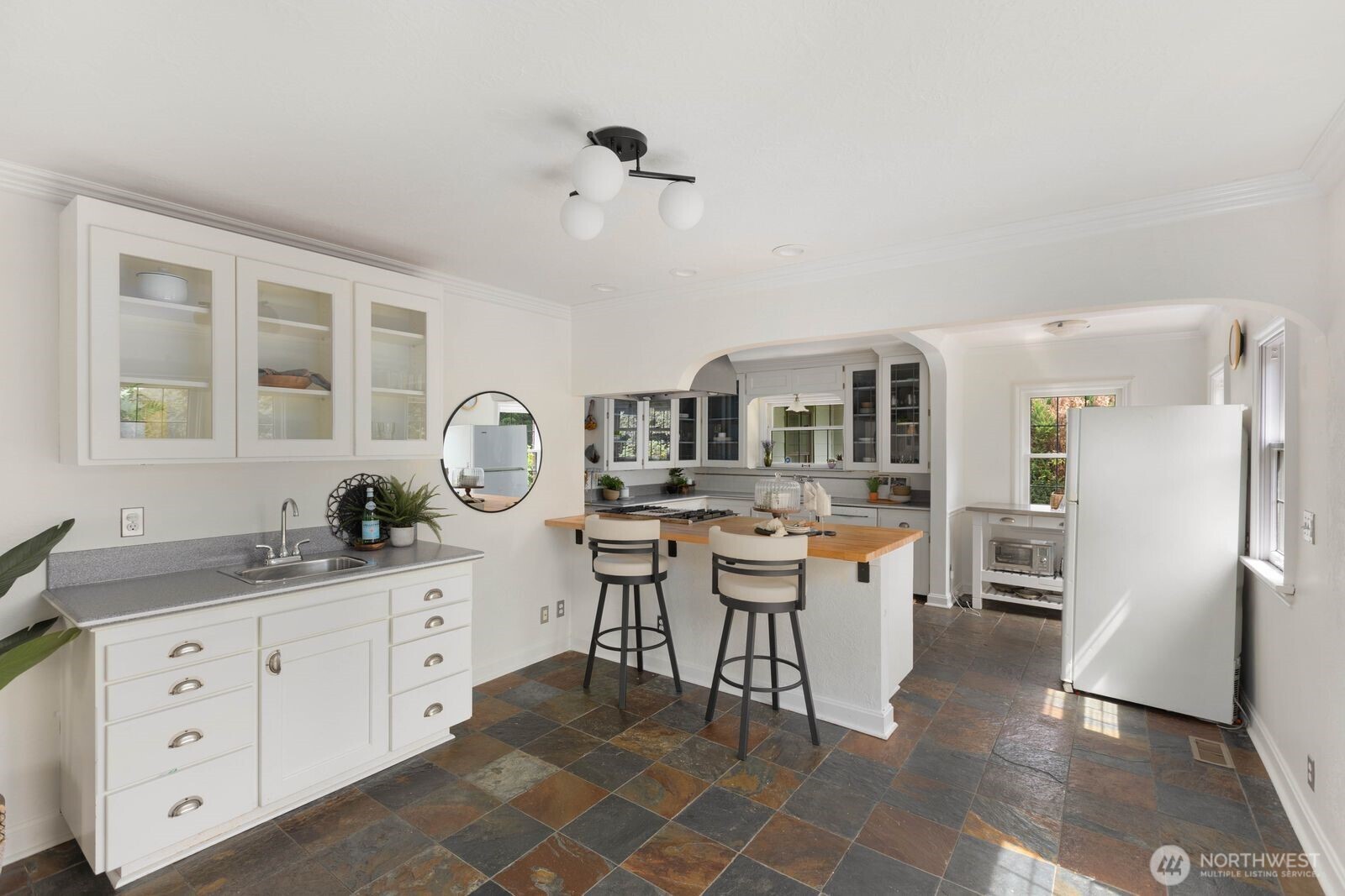 1720 Knox Avenue , Bellingham, WA 98225