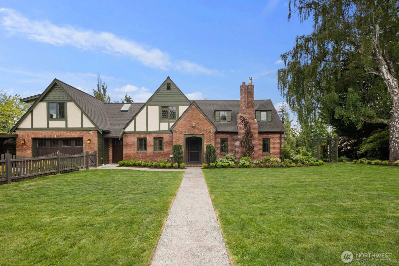 1720 Knox Avenue , Bellingham, WA 98225