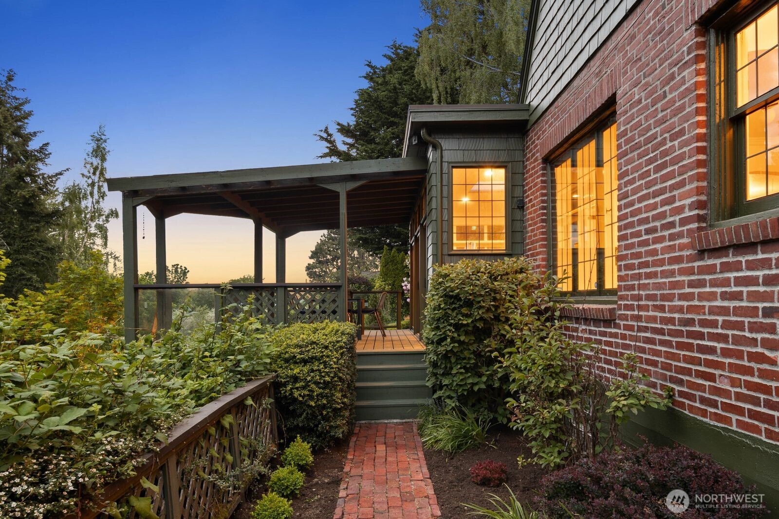 1720 Knox Avenue , Bellingham, WA 98225