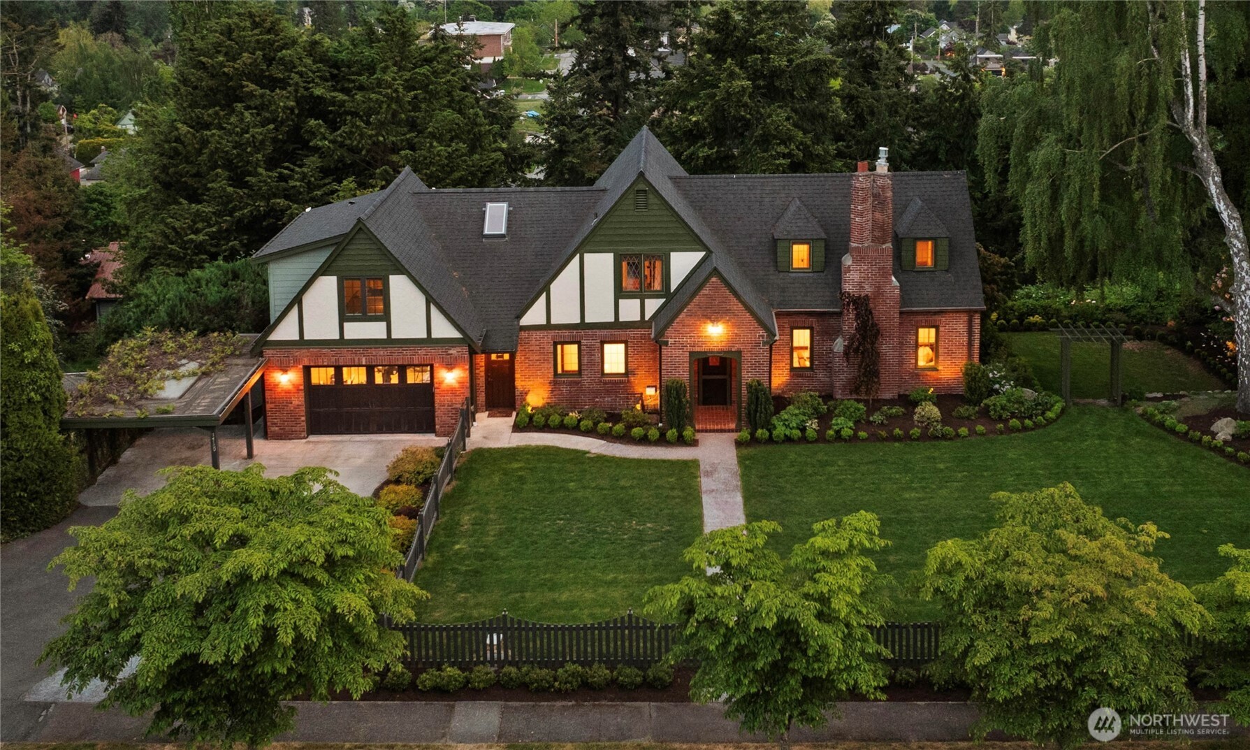 1720 Knox Avenue , Bellingham, WA 98225