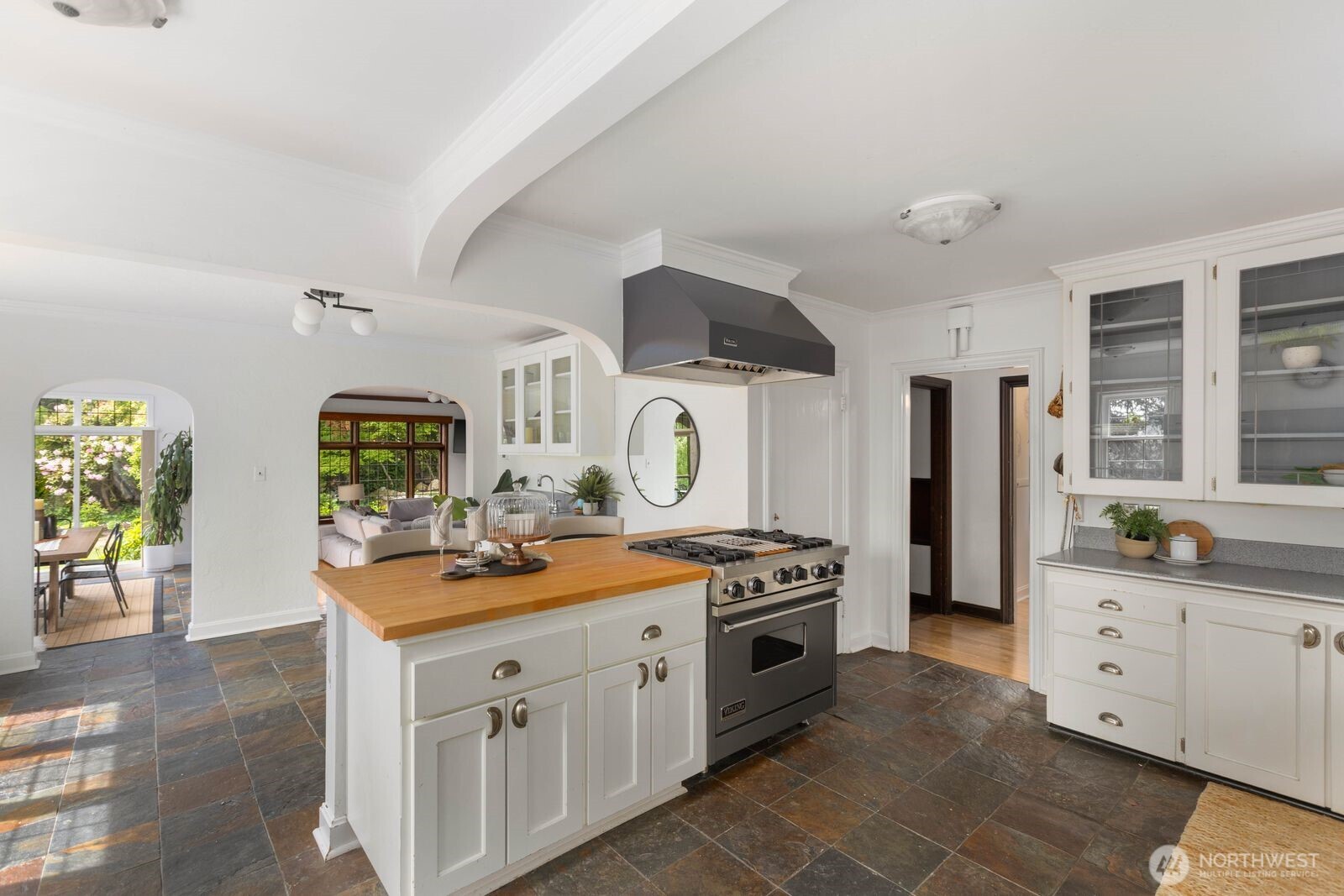 1720 Knox Avenue , Bellingham, WA 98225