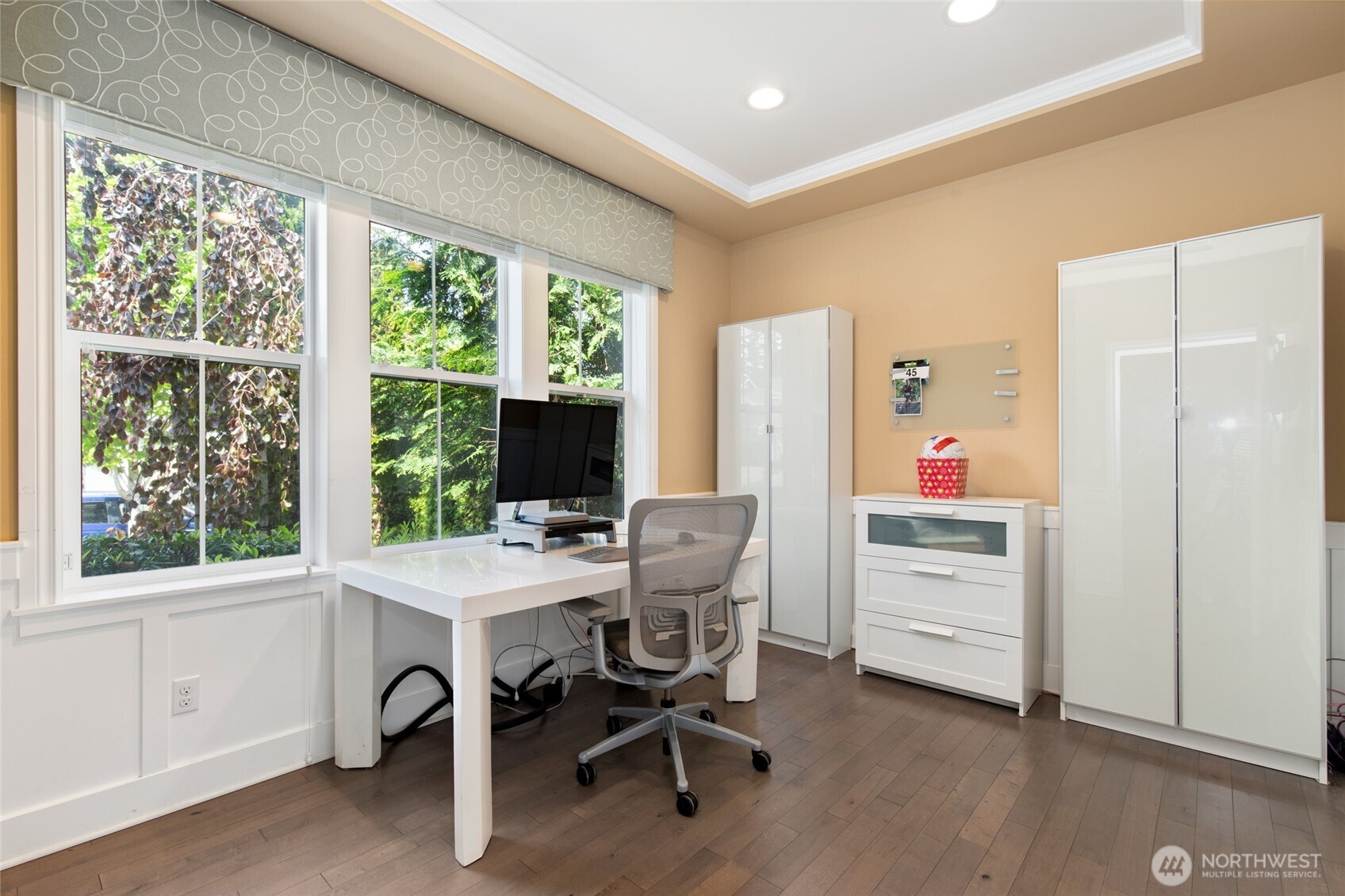 21435 SE 2nd Street , Sammamish, WA 98074