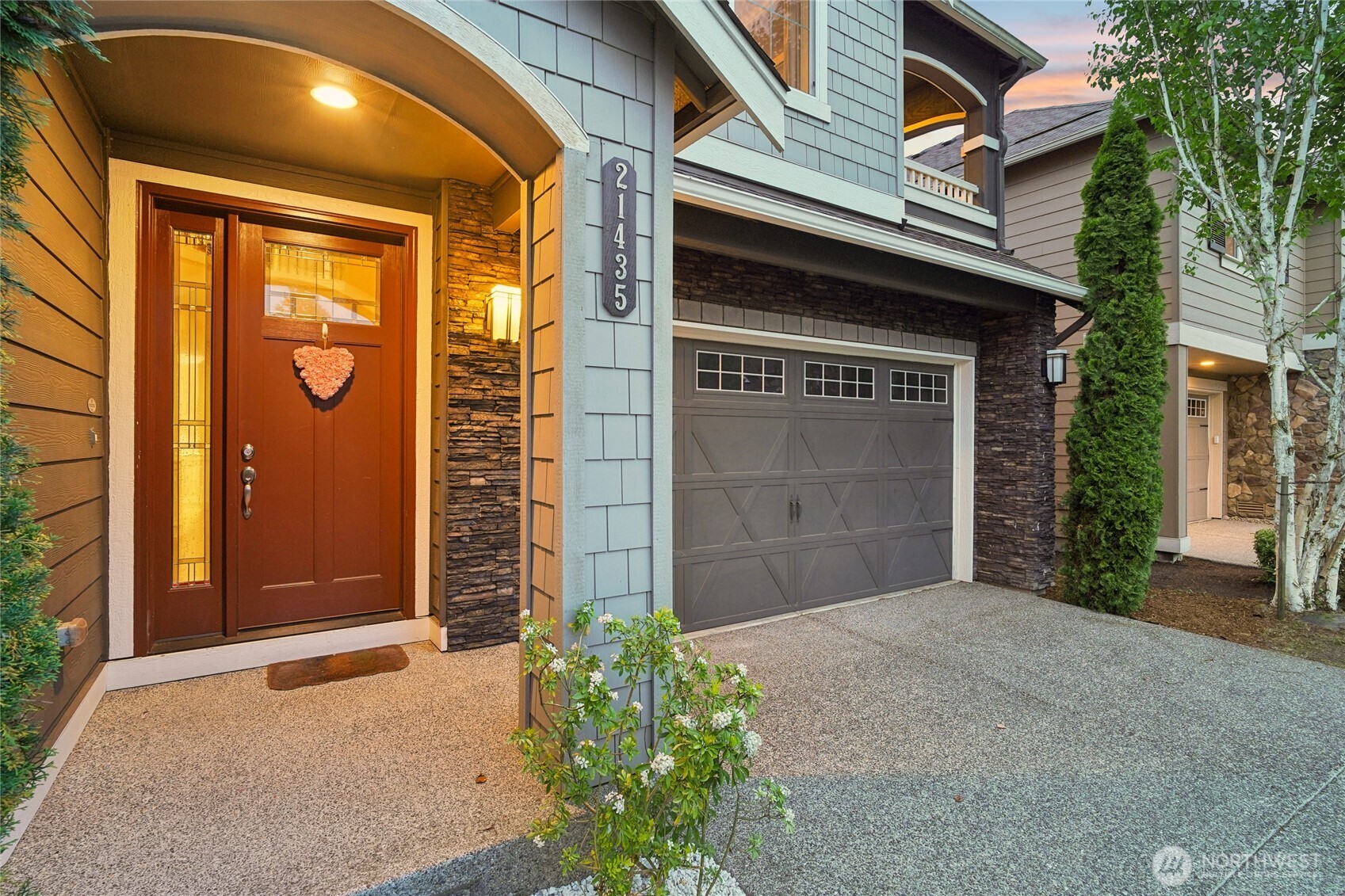 21435 SE 2nd Street , Sammamish, WA 98074