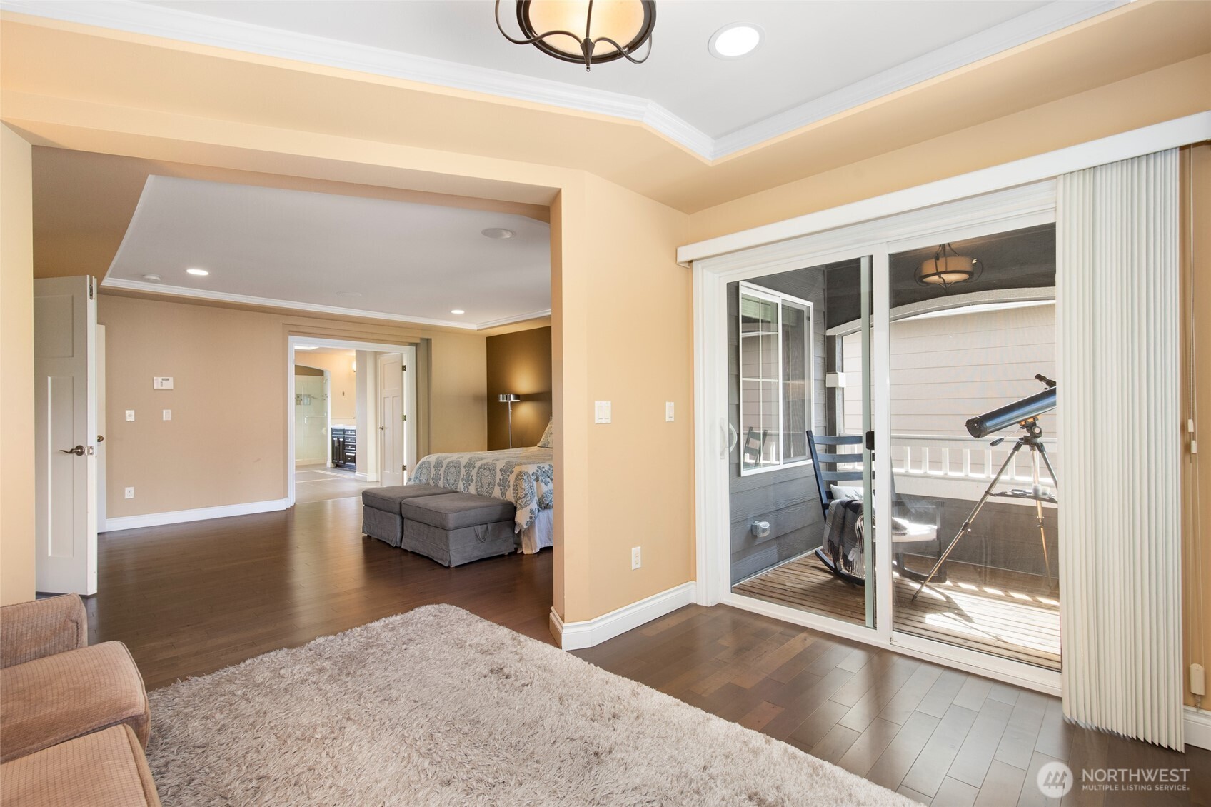 21435 SE 2nd Street , Sammamish, WA 98074