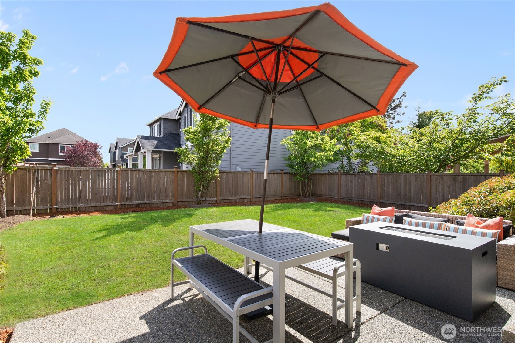 21435 SE 2nd Street , Sammamish, WA 98074