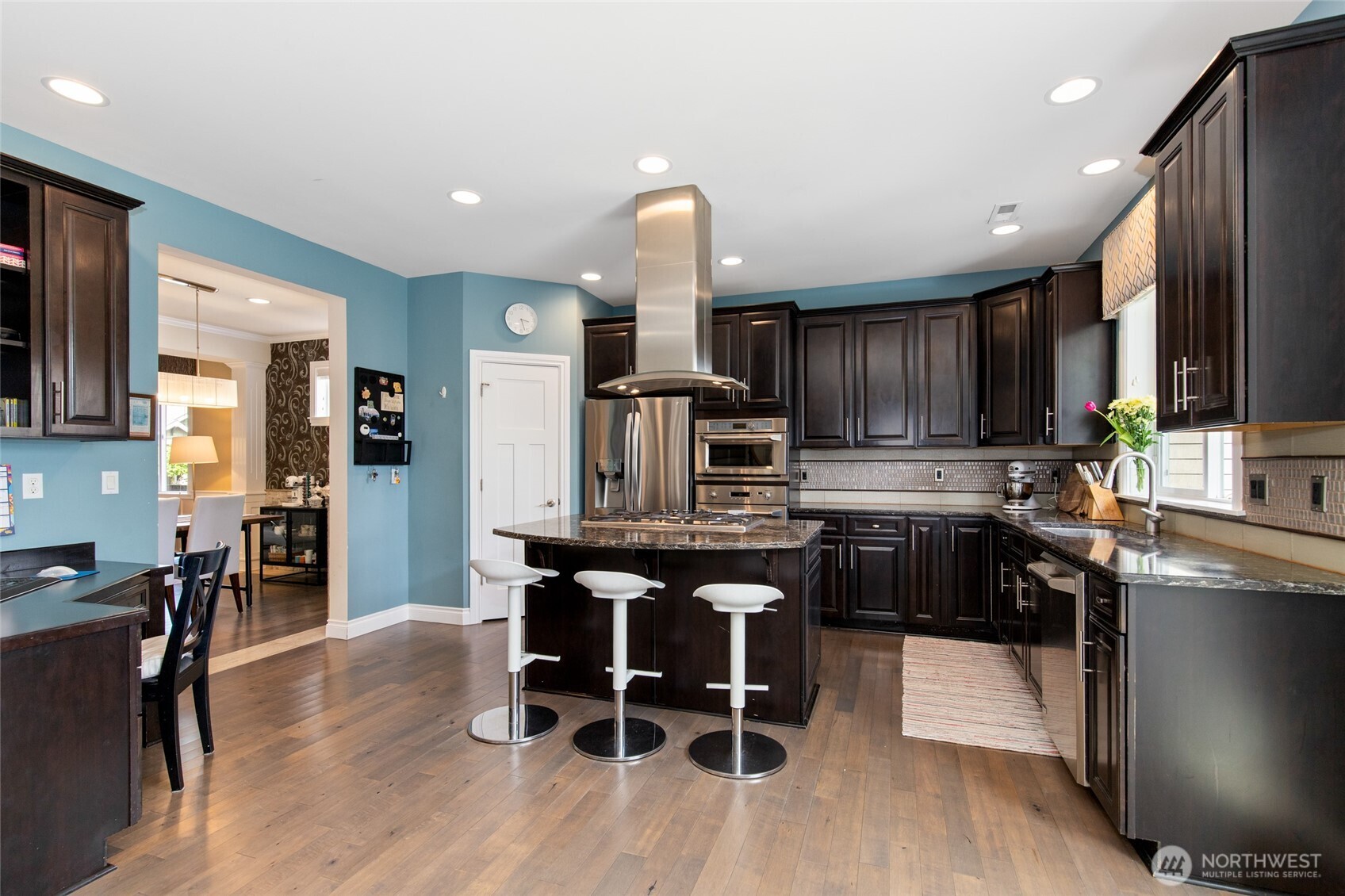 21435 SE 2nd Street , Sammamish, WA 98074