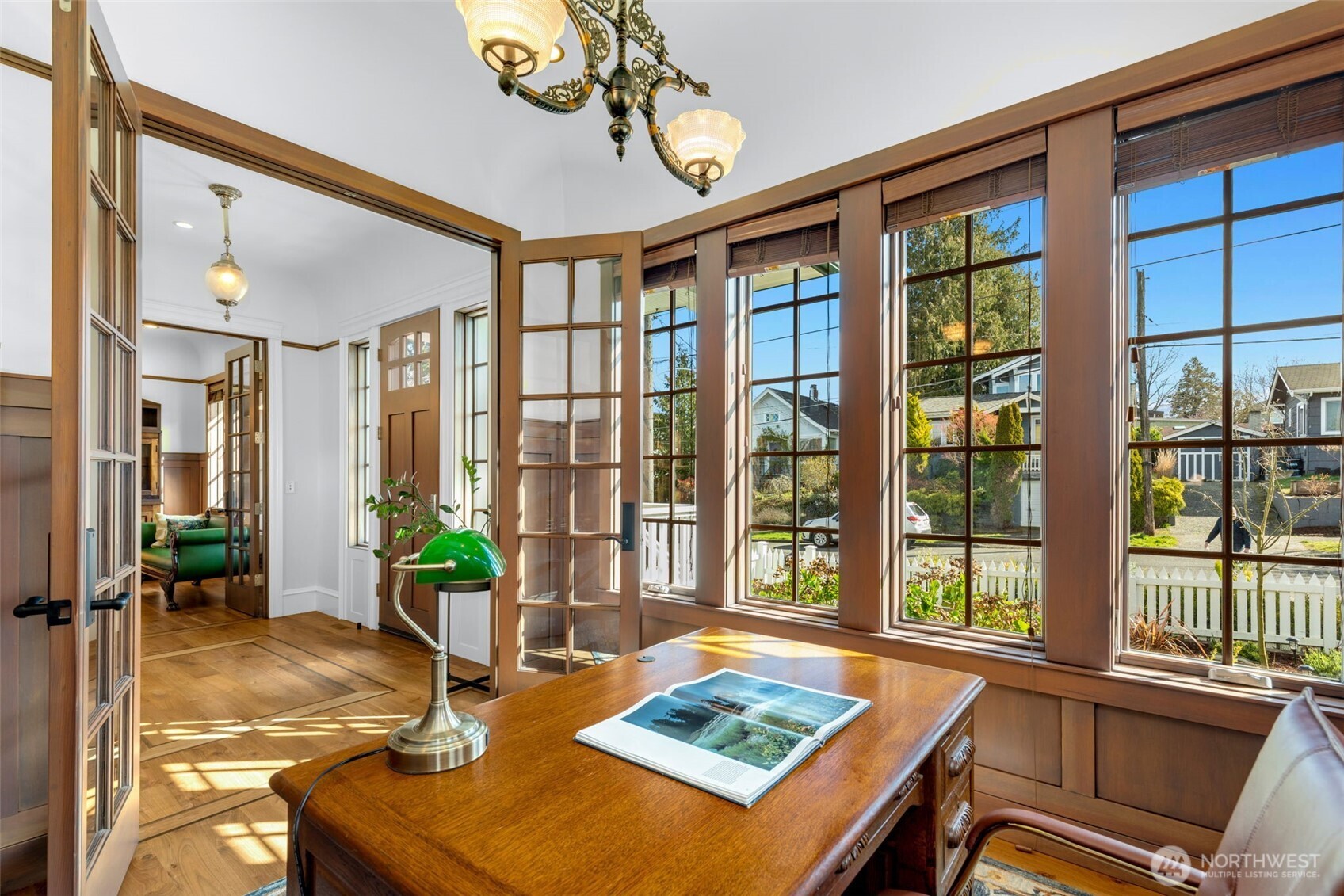 3723 41st Avenue SW, Seattle, WA 98116