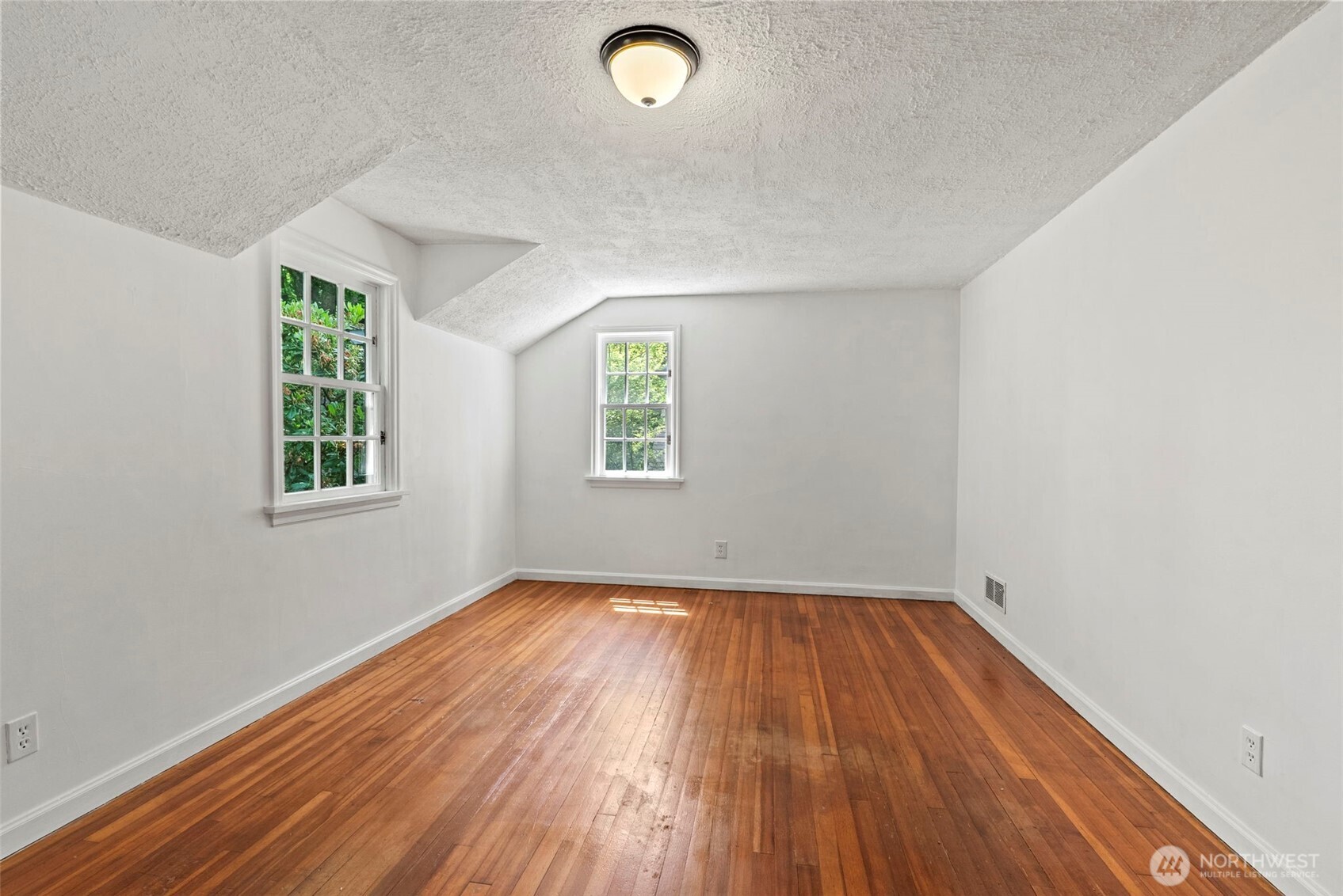 2809 Nichols Boulevard , Longview, WA 98632