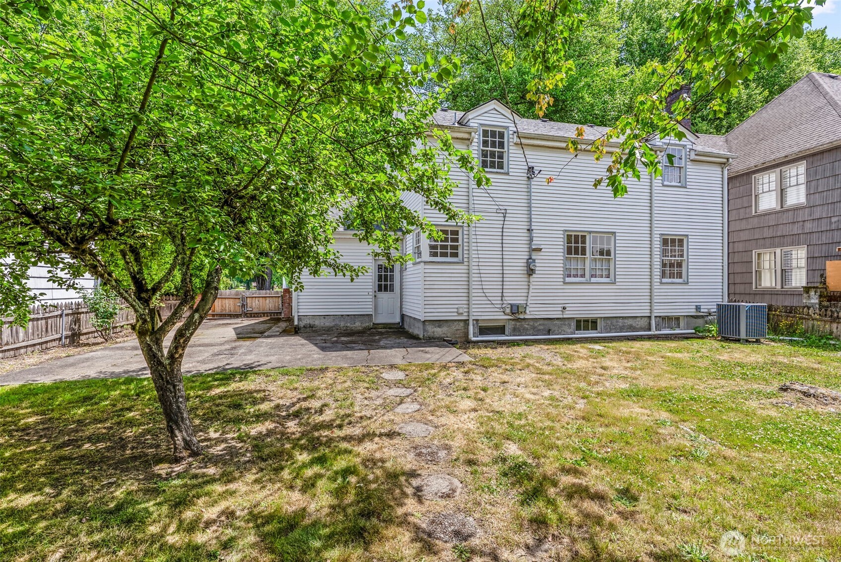 2809 Nichols Boulevard , Longview, WA 98632