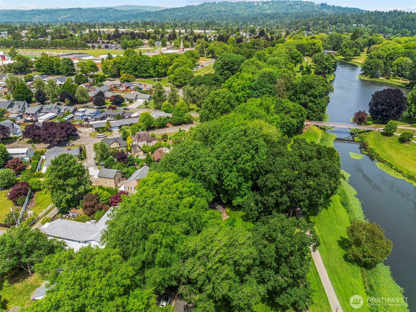 2809 Nichols Boulevard , Longview, WA 98632