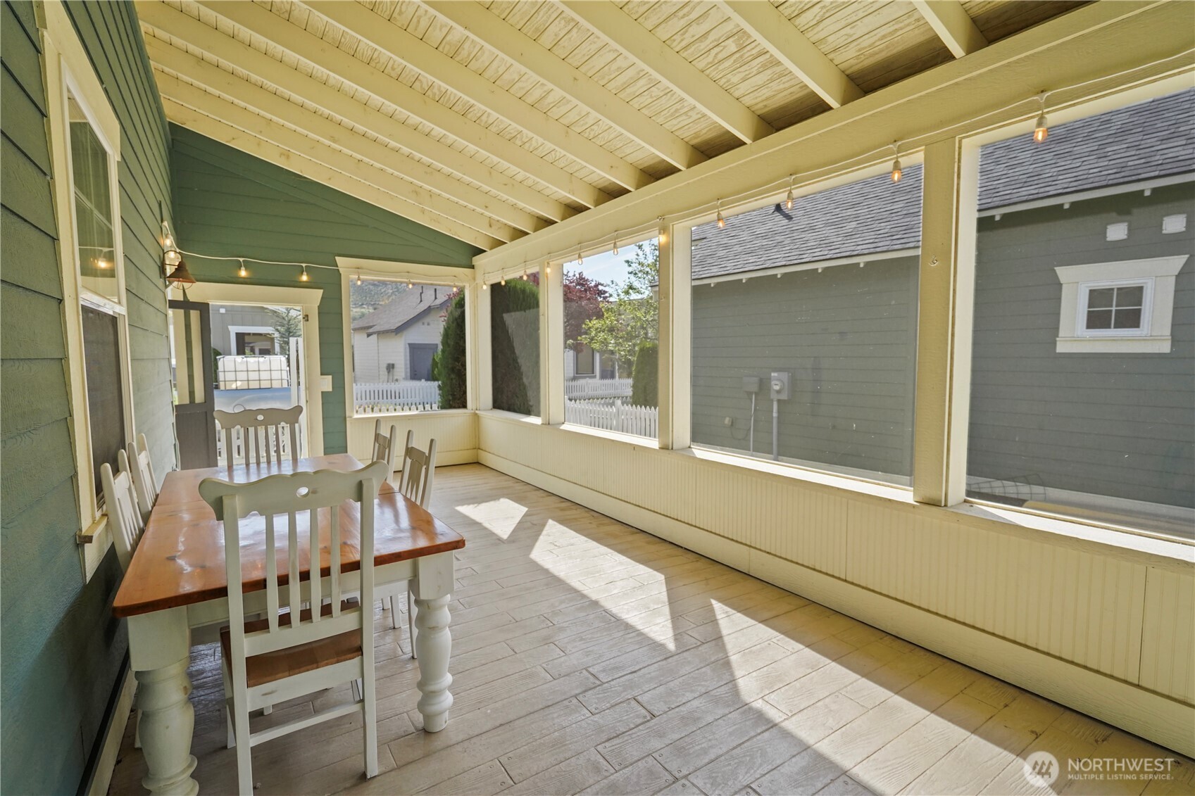 105 Flip Flop Lane , Oroville, WA 98844