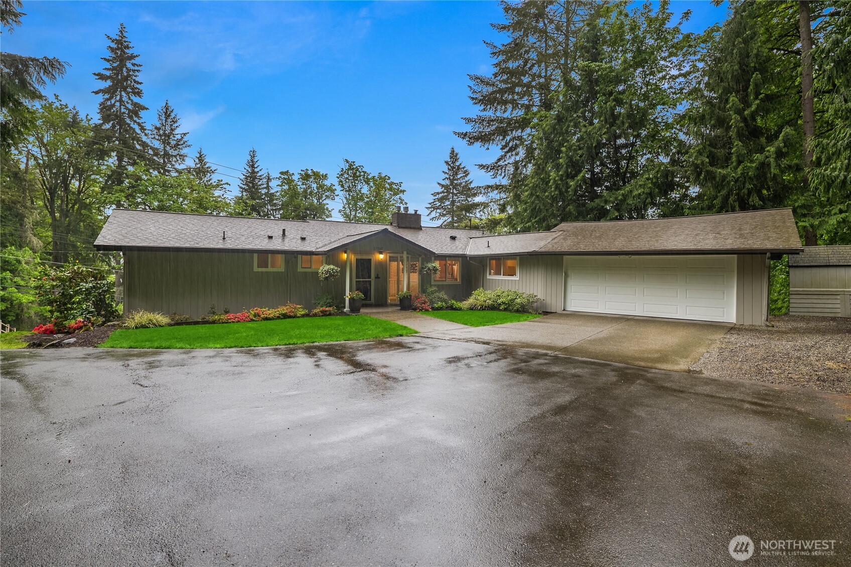 17707 SE 60th Street , Bellevue, WA 98006