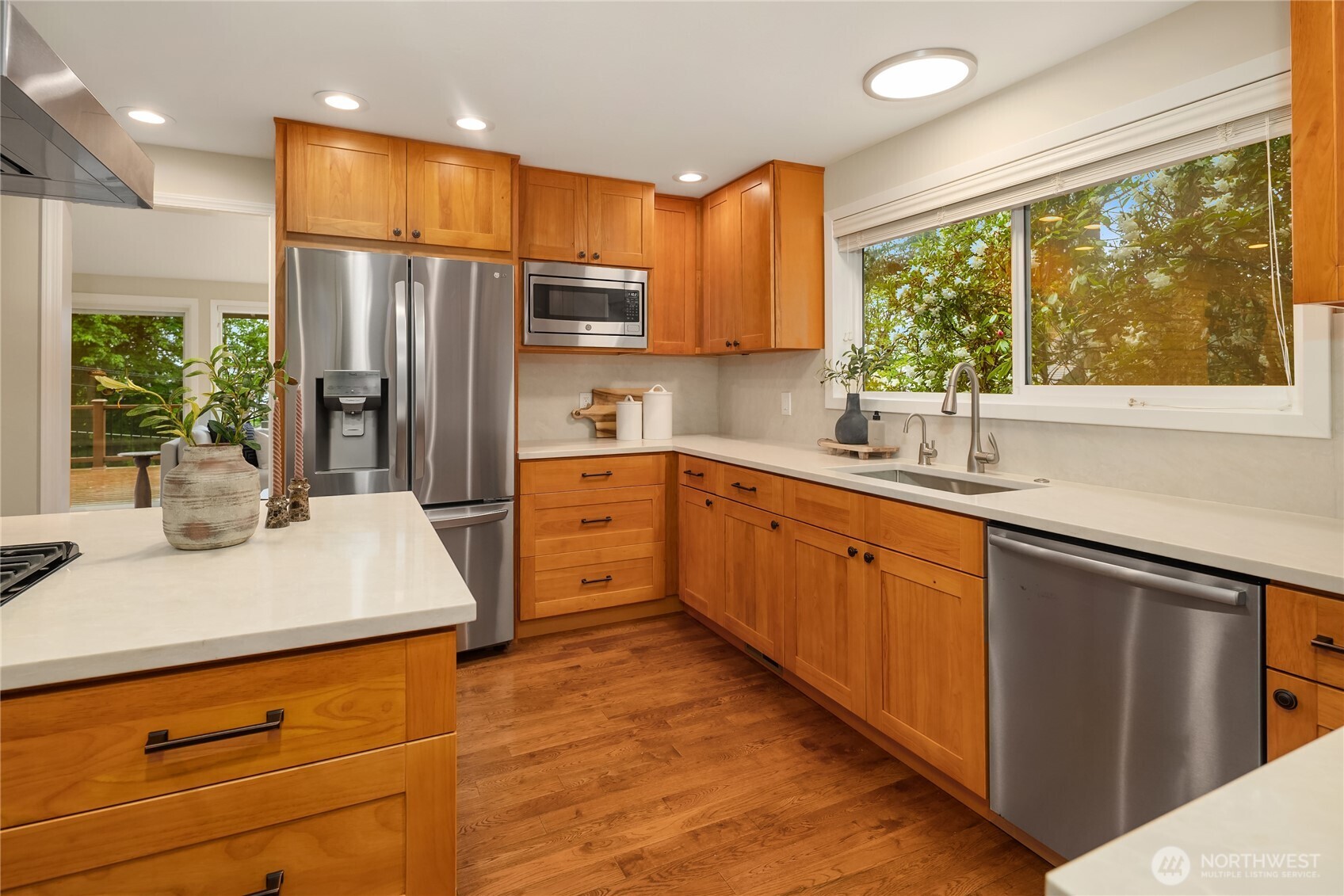 17707 SE 60th Street , Bellevue, WA 98006
