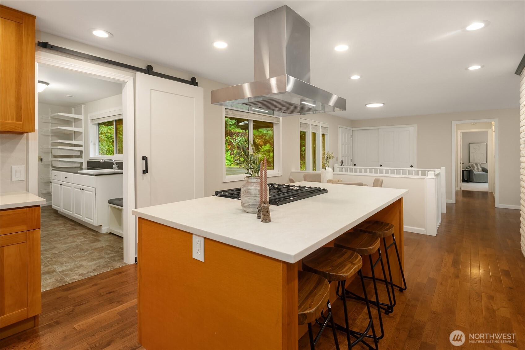 17707 SE 60th Street , Bellevue, WA 98006