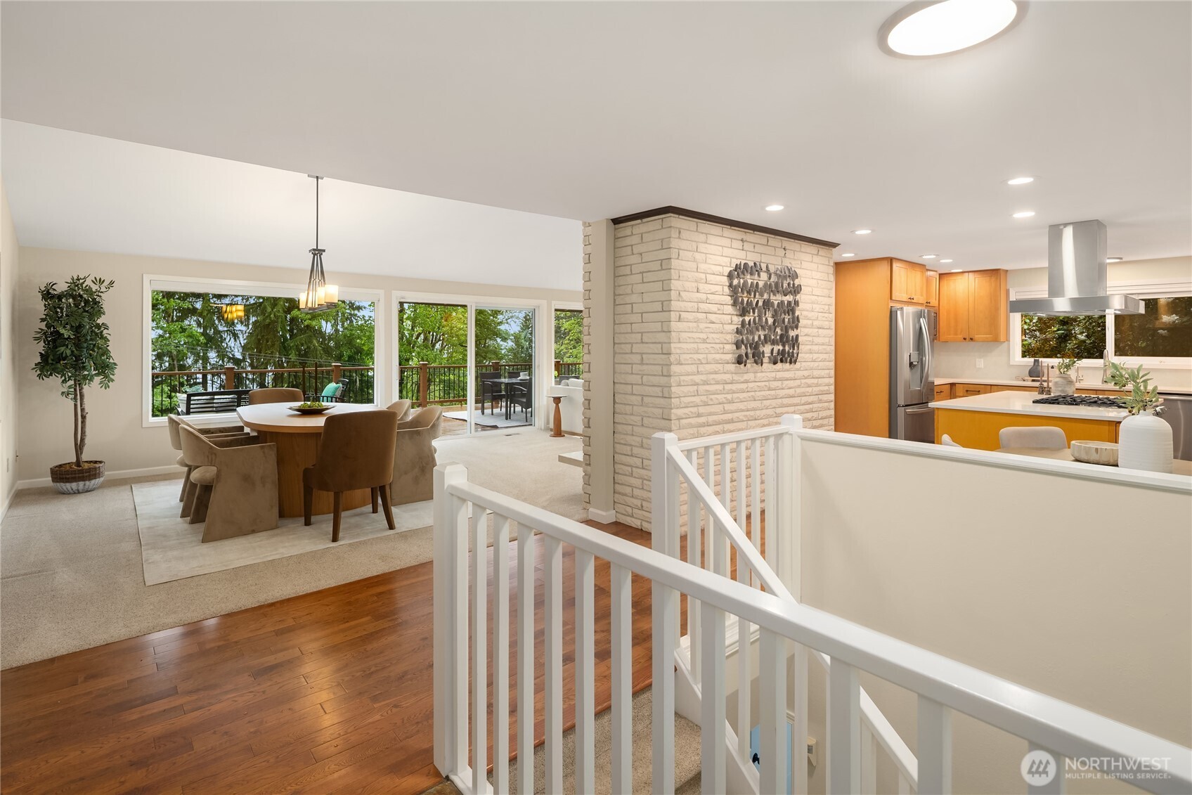 17707 SE 60th Street , Bellevue, WA 98006